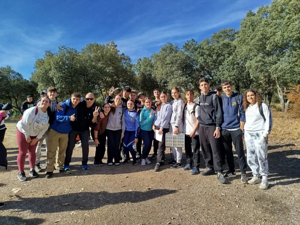 Alumnos del IES Francisco Javier de Burgos en el pueblo de Umbralejo