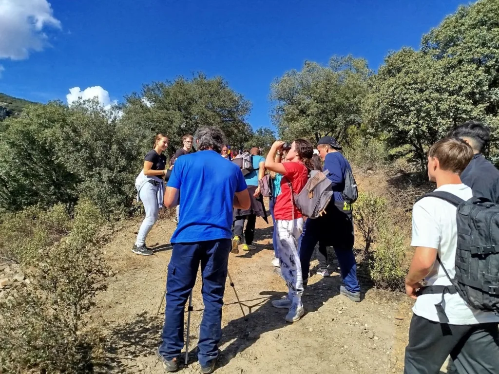 Alumnos del IES Francisco Javier de Burgos en el pueblo de Umbralejo
